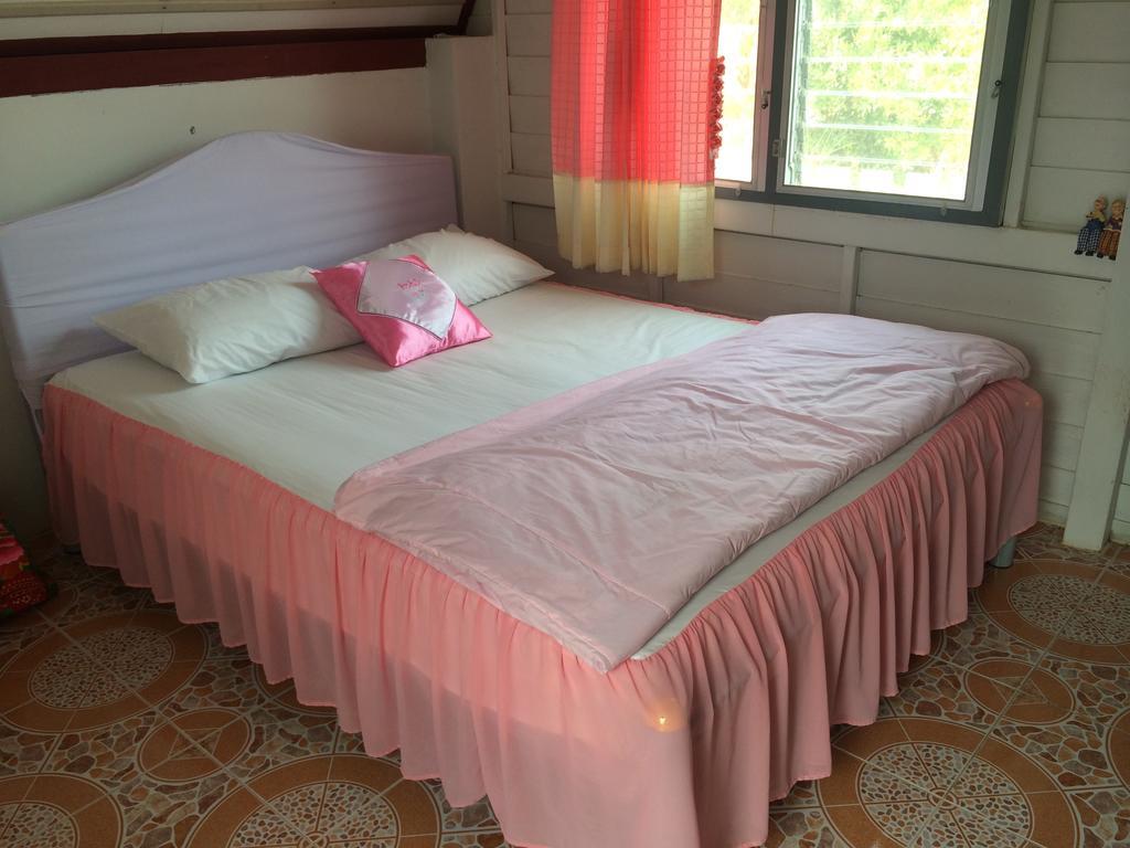 Huen Him Bung Hotel Chiang Rai Room photo